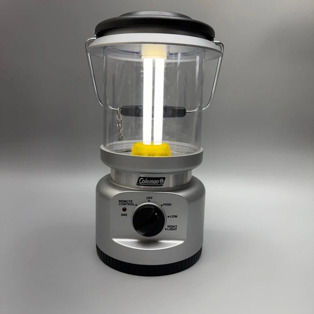 COLEMAN Florescent Lantern Battery‎ Powered Remote Control Includes D Batteries